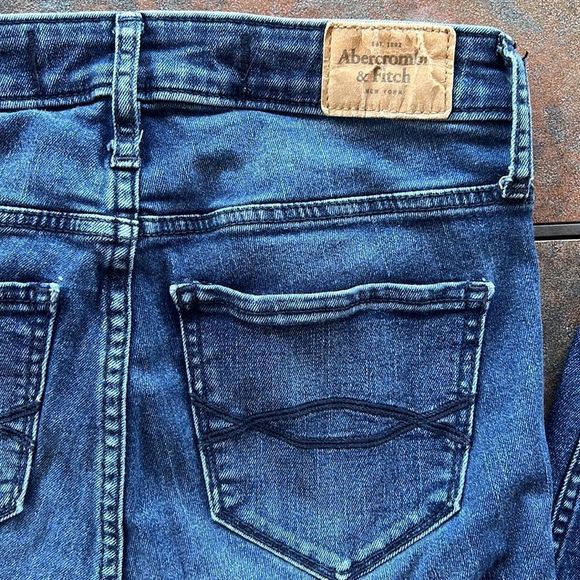 abercrombie high rise jeans - Picture 5 of 5